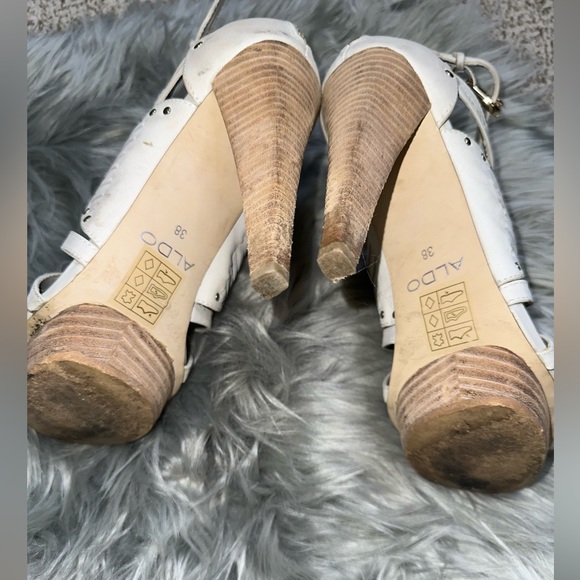 Aldo platform strappy heels. - Picture 3 of 3